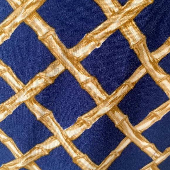 J. McLaughlin Navy Blue & Tan Bamboo Trellis Pencil Skirt - 2 - Picture 11 of 11